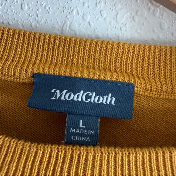 Modcloth Yellow Dachshund Weiner Dog Pullover Crewneck Sweater Size Large - Picture 4 of 6